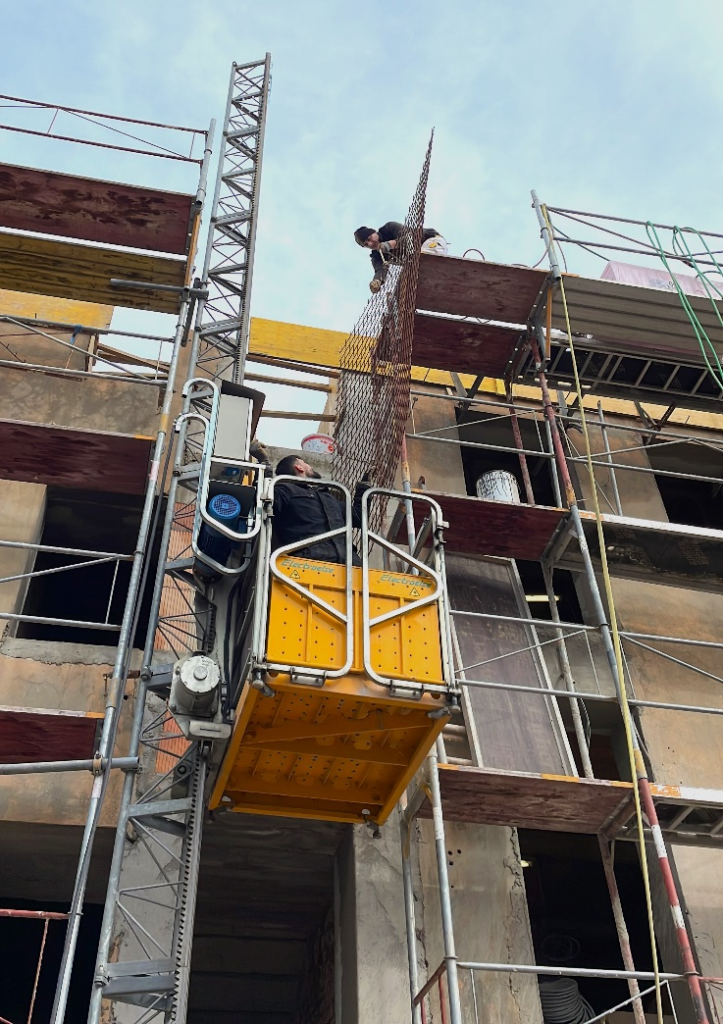 Valustruct - Visokokvalitetna Rješenja za Skele, Dizala i Renovacije u Gradišci i Zagrebu